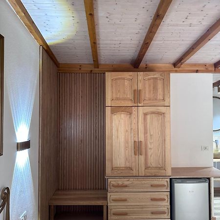 Nashos Bungalows Himare Fshat المظهر الخارجي الصورة
