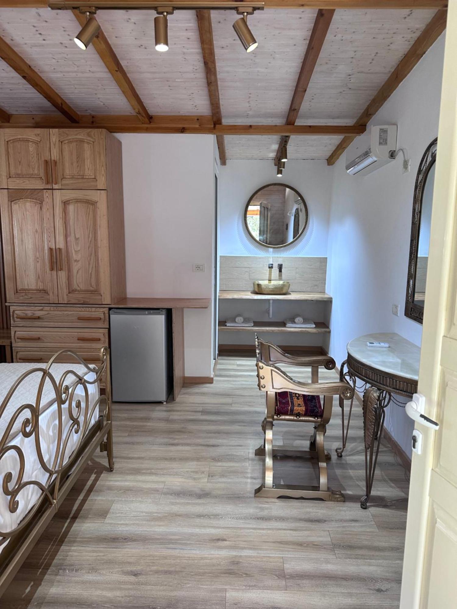 Nashos Bungalows Himare Fshat المظهر الخارجي الصورة