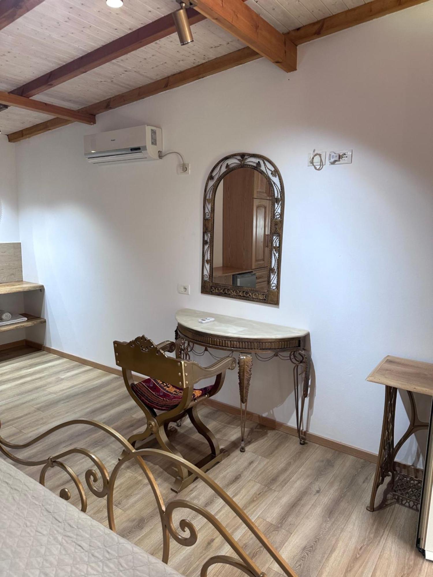 Nashos Bungalows Himare Fshat المظهر الخارجي الصورة