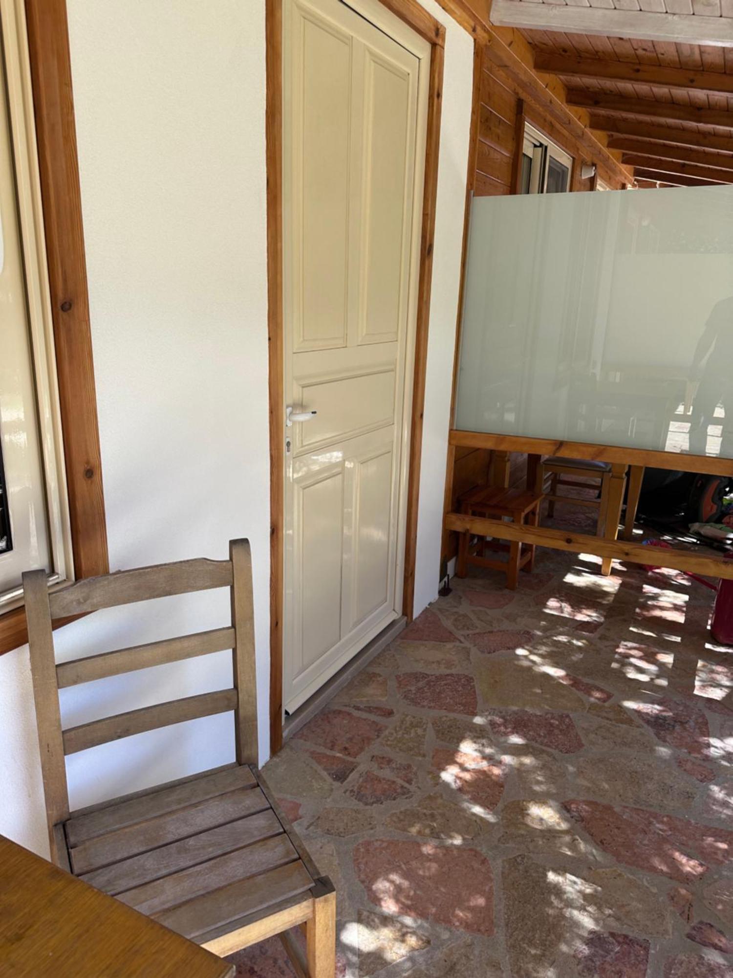 Nashos Bungalows Himare Fshat المظهر الخارجي الصورة